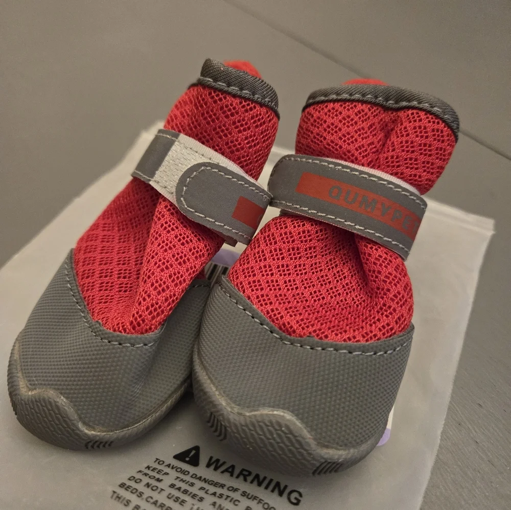 Qumypet 2pk size 3 Dog Shoes NEW